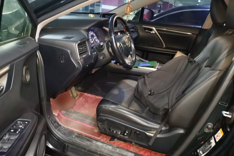 Used Lexus RX 2020 300 Two-Wheel Drive Comfort Edition China VI Standard Driver Seat