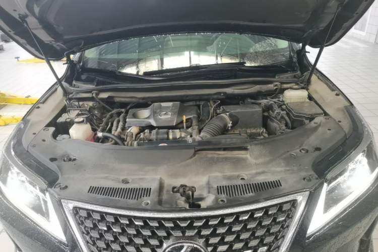 Used Lexus RX 2020 300 Two-Wheel Drive Comfort Edition China VI Standard Engine Bay