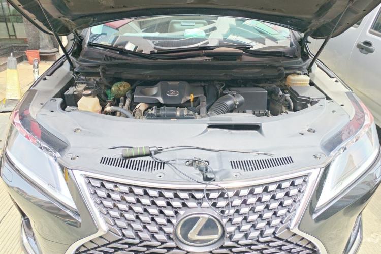 Used Lexus RX 2020 300 4x4 Elegant Edition China VI Engine Bay