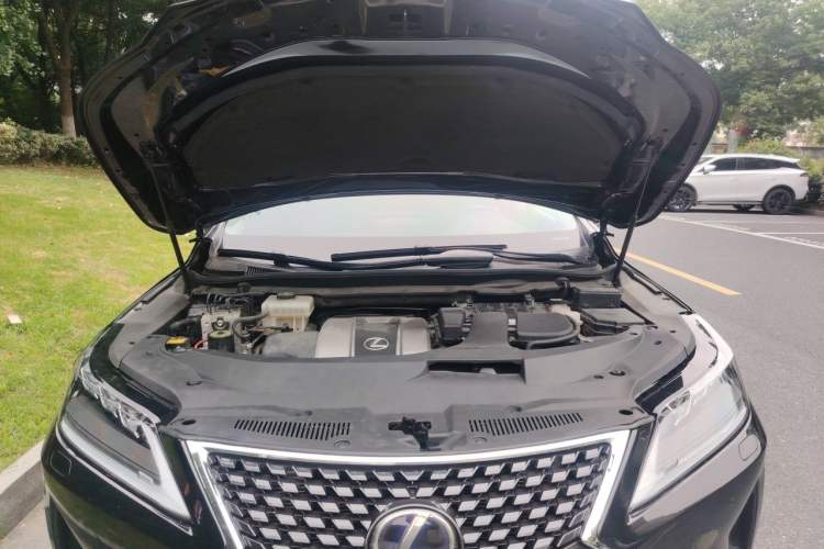 Used Lexus RX 2020 450hL Four-Wheel Drive Luxury 7-Seater China VI Standard Engine Bay