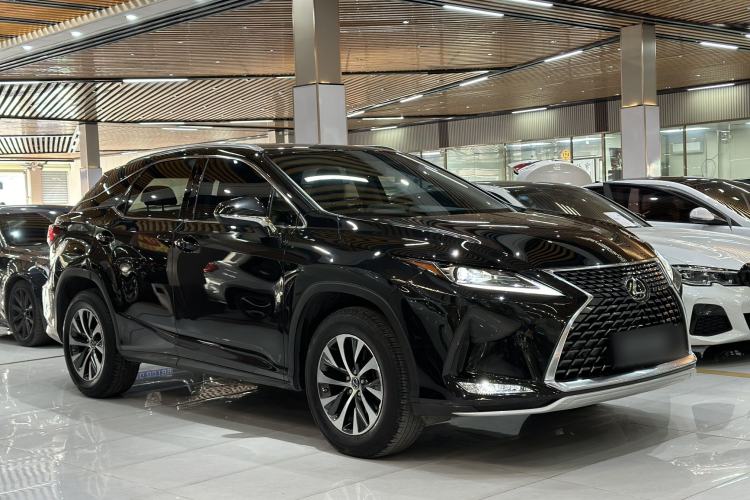 Used Lexus RX 2020 Revised Version 300 Two-Wheel Drive Elite Edition Exterior 3