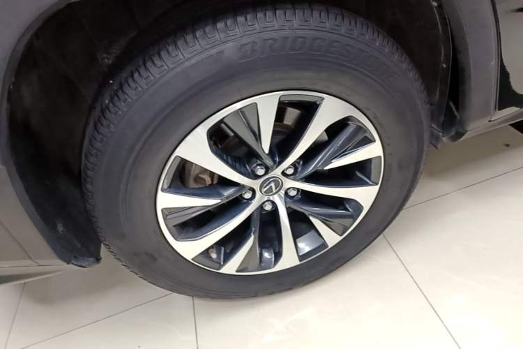 Used Lexus RX 2020 Revised Version 300 Two-Wheel Drive Elite Edition Exterior 5