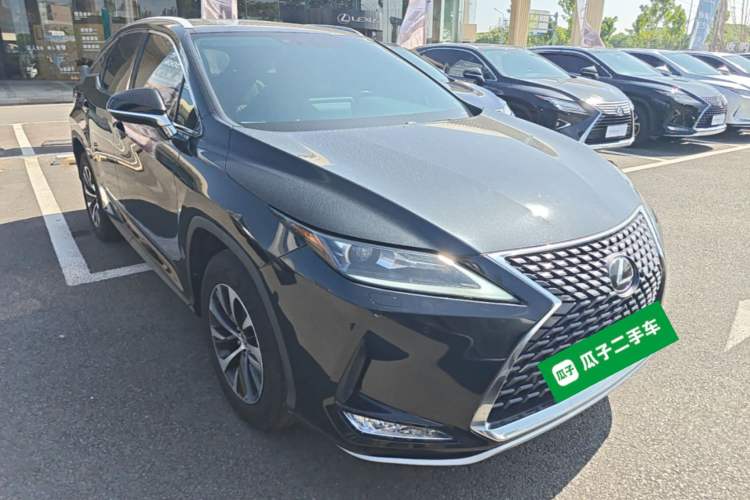 Used Lexus RX 2020 300 Two-Wheel Drive Elite Edition China VI Standard Front Right 45 Deg
