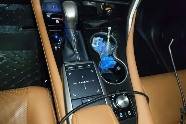 Used Lexus RX 2020 Revised Version 300 Two-Wheel Drive Comfort Edition Gear Lever