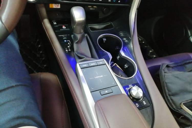 Used Lexus RX 2020 Facelifted 300 4x4 Elegant Edition Gear Lever