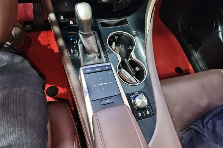 Used Lexus RX 2020 Facelifted 300 4x4 Elegant Edition Gear Lever