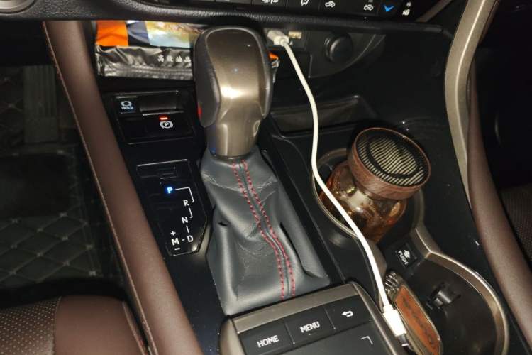 Used Lexus RX 2020 Revised Version 300 Two-Wheel Drive Comfort Edition Gear Lever