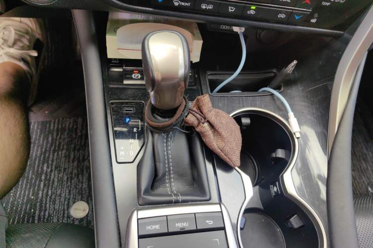 Used Lexus RX 2020 Revised Version 300 Two-Wheel Drive Comfort Edition Gear Lever