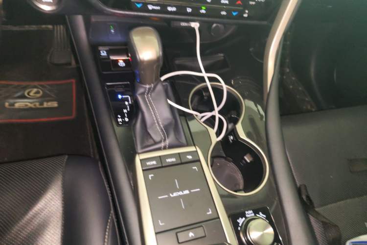 Used Lexus RX 2020 300 4x4 Elegant Edition China VI Gear Lever