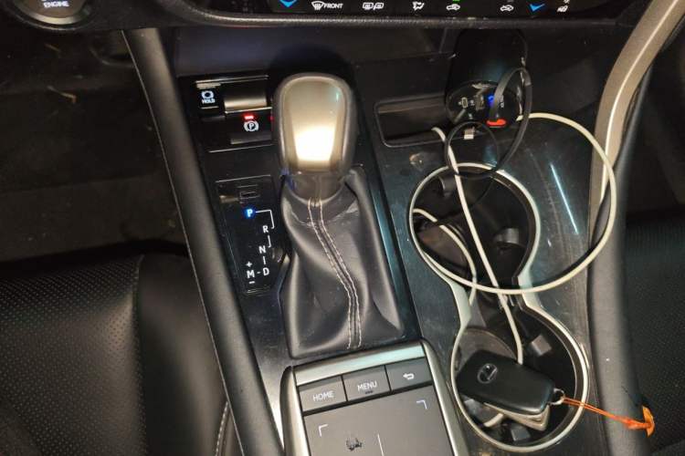 Used Lexus RX 2020 Revised Version 300 Two-Wheel Drive Elite Edition Gear Lever