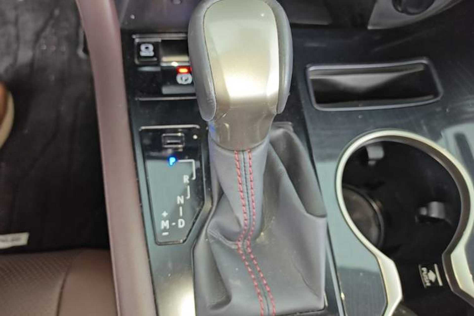 Used Lexus RX 2020 Facelifted 300 4x4 Elegant Edition Gear Lever
