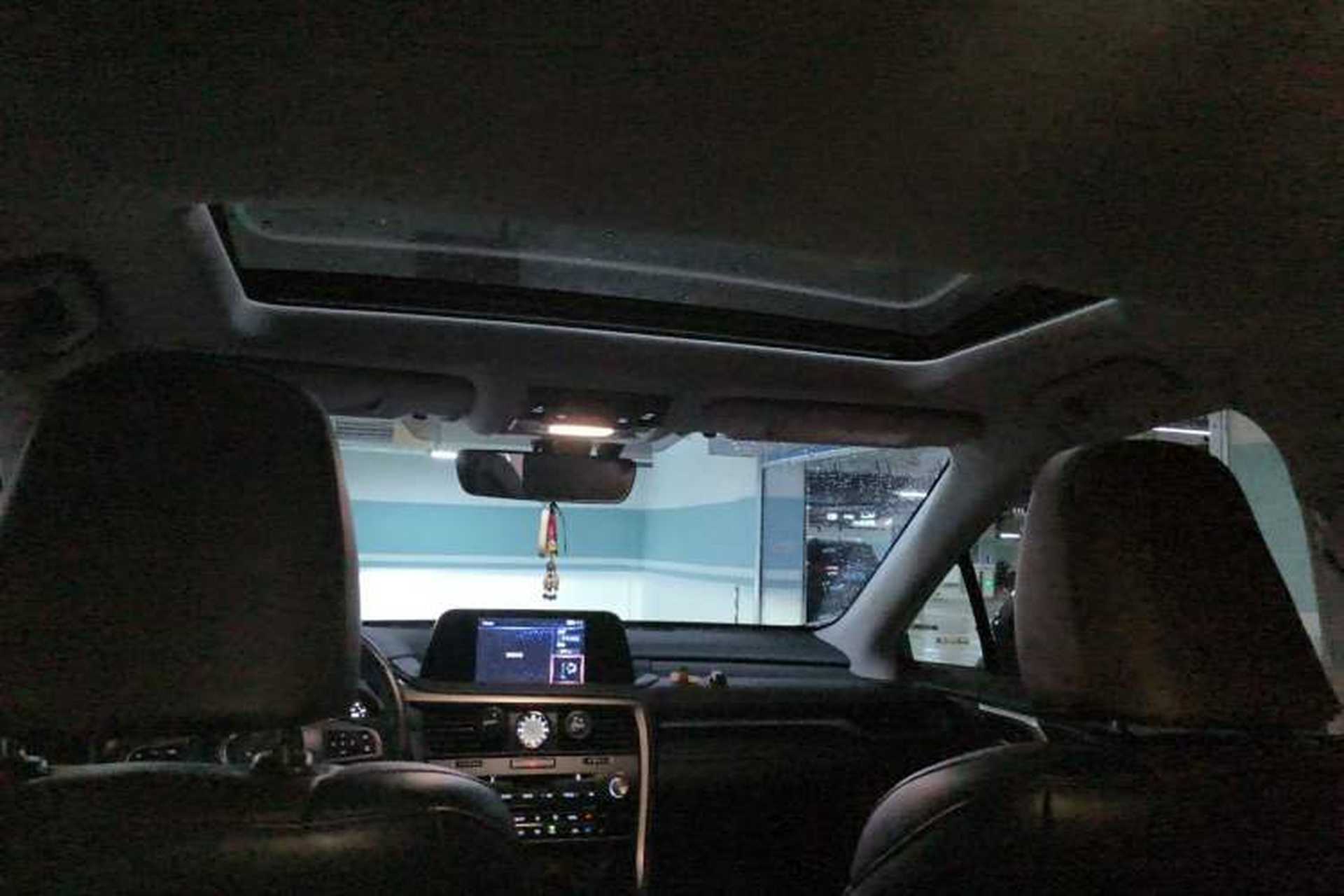 Used Lexus RX 2020 Revised Version 300 Two-Wheel Drive Elite Edition Headliner