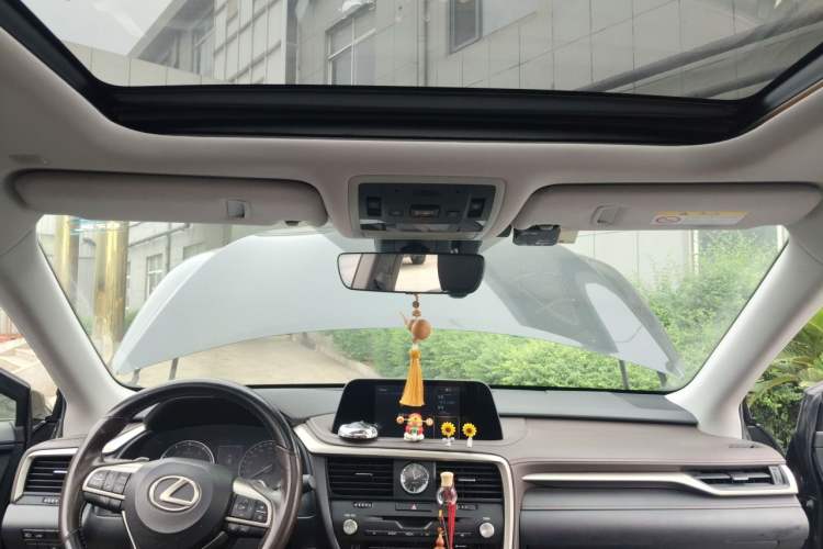 Used Lexus RX 2020 300 4x4 Elegant Edition China VI Headliner