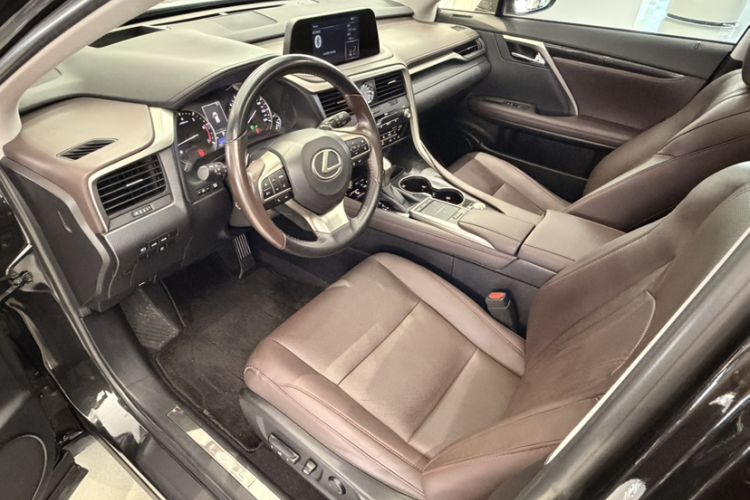 Used Lexus RX 2020 Facelifted 300 4x4 Elegant Edition Interior 1