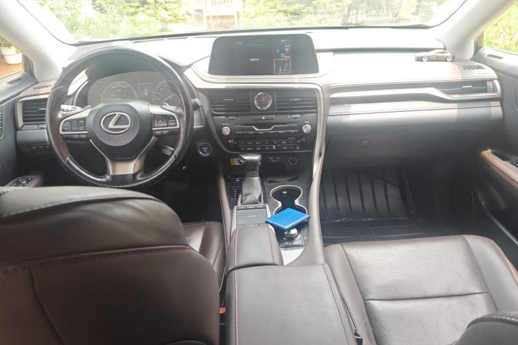 Used Lexus RX 2020 Revised Version 450hL Four-Wheel Drive Elegant Edition 7 Seats Interior 2