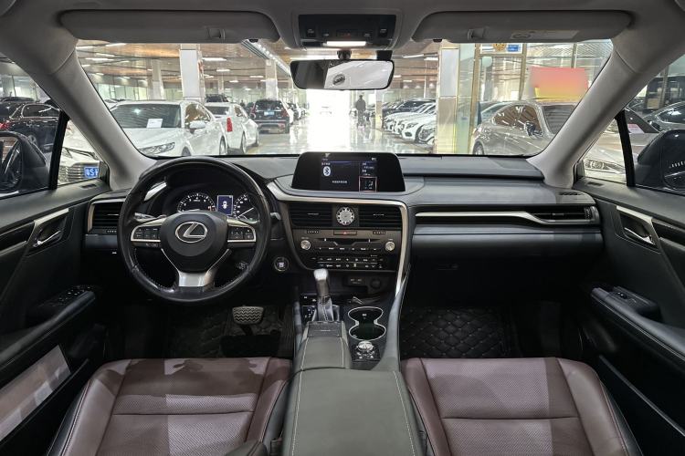 Used Lexus RX 2020 Revised Version 300 Two-Wheel Drive Elite Edition Interior 5
