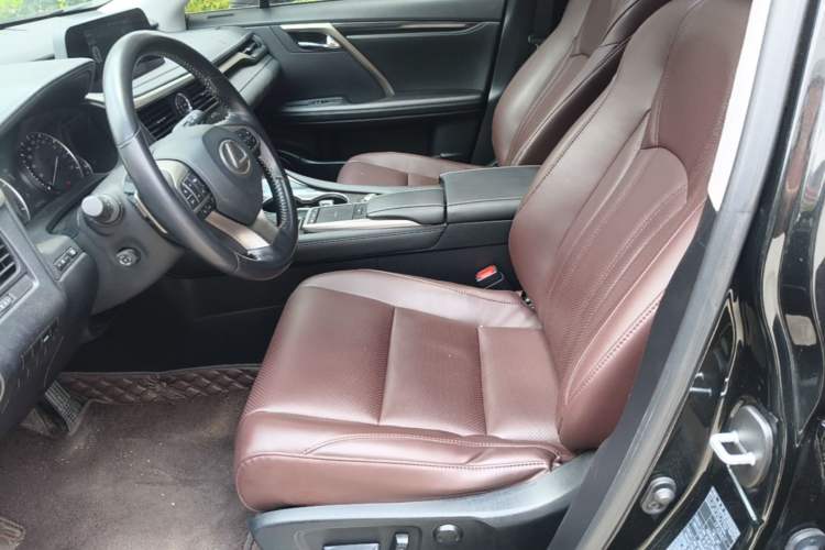 Used Lexus RX 2020 Revised Version 300 Two-Wheel Drive Elite Edition Left Front Seat