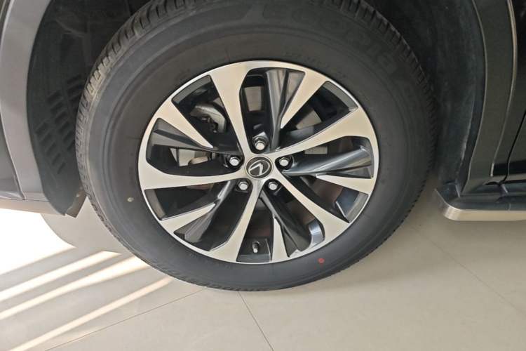 Used Lexus RX 2020 Revised Version 300 Two-Wheel Drive Elite Edition Left Front Wheel Hub