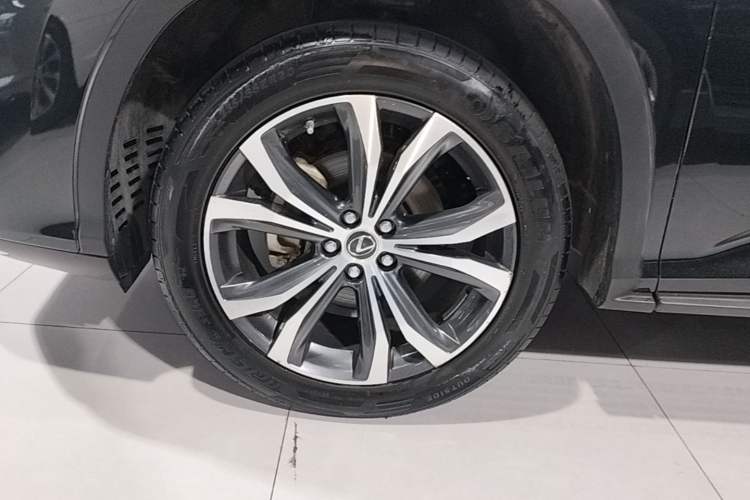 Used Lexus RX 2020 Revised Version 450h Four-Wheel Drive Elegant Edition Left Front Wheel Hub