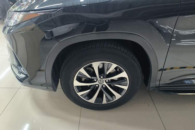 Used Lexus RX 2020 300 Two-Wheel Drive Elite Edition China VI Standard Left Front Wheel Hub