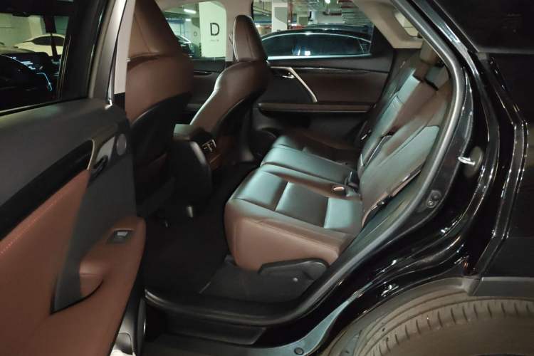 Used Lexus RX 2020 Revised Version 450h Four-Wheel Drive Elegant Edition Left Rear Seat