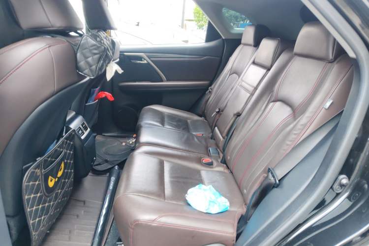 Used Lexus RX 2020 300 4x4 Elegant Edition China VI Left Rear Seat