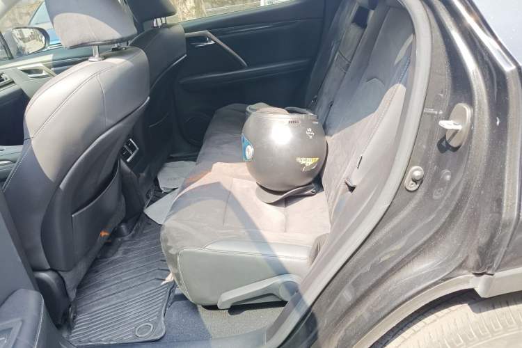 Used Lexus RX 2020 300 Two-Wheel Drive Elite Version China V Standard Left Rear Seat