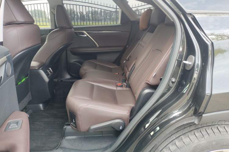 Used Lexus RX 2020 Revised Version 450hL Four-Wheel Drive Elegant Edition 7 Seats Left Rear Seat