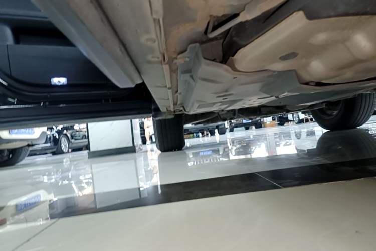 Used Lexus RX 2020 Revised Version 300 Two-Wheel Drive Elite Edition Left Side Sill