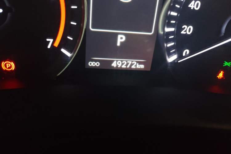 Used Lexus RX 2020 Revised Version 300 Two-Wheel Drive Elite Edition Odometer Close Up