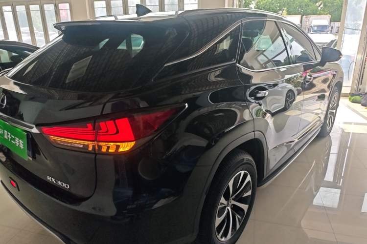 Used Lexus RX 2020 Revised Version 300 Two-Wheel Drive Elite Edition Rear Right 45 Deg