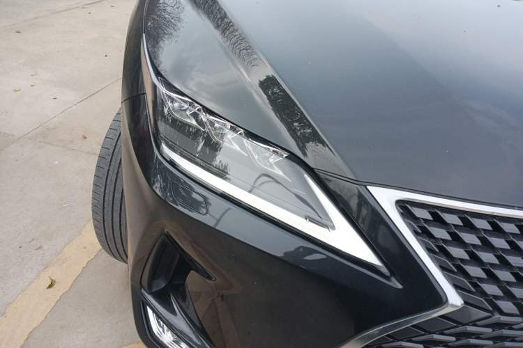 Used Lexus RX 2020 300 4x4 Elegant Edition China VI Right Front Headlight