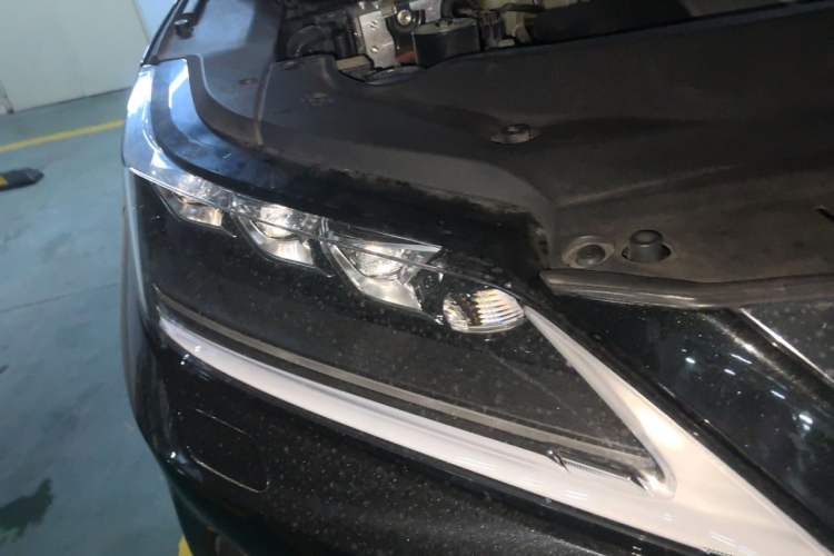 Used Lexus RX 2020 Revised Version 450hL Four-Wheel Drive Elegant Edition 7 Seats Right Front Headlight