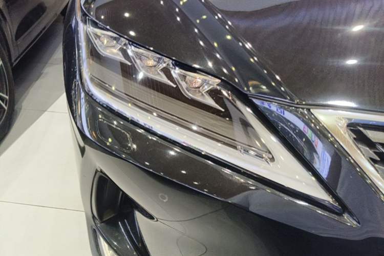 Used Lexus RX 2020 300 4x4 Elegant Edition China V Standard Right Front Headlight