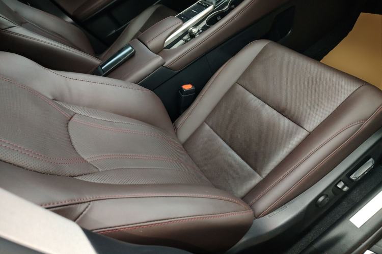 Used Lexus RX 2020 Facelifted 300 4x4 Elegant Edition Right Front Seat