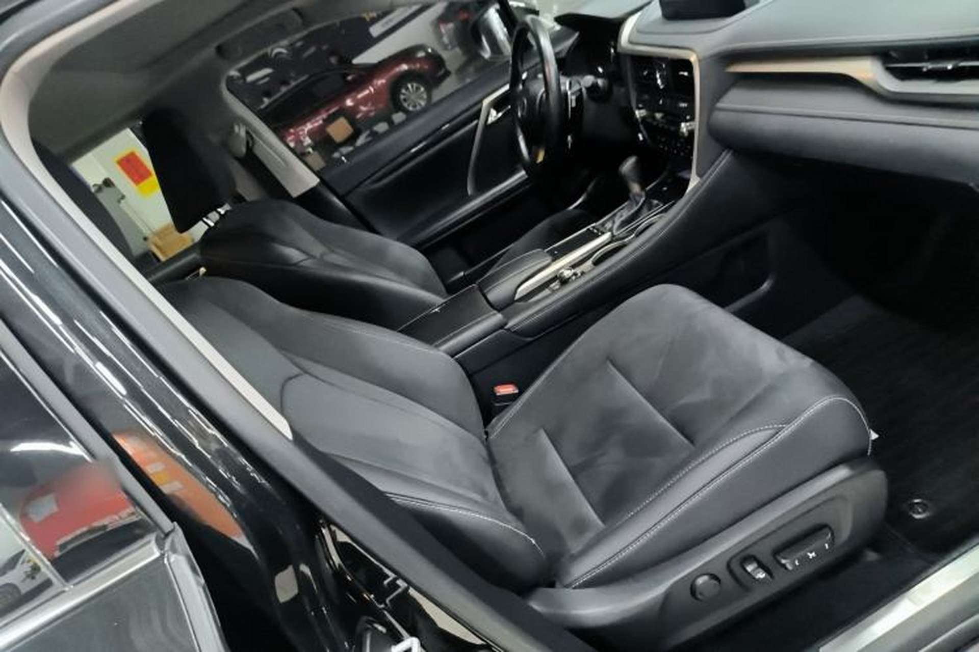 Used Lexus RX 2020 300 Two-Wheel Drive Elite Edition China VI Standard Right Front Seat