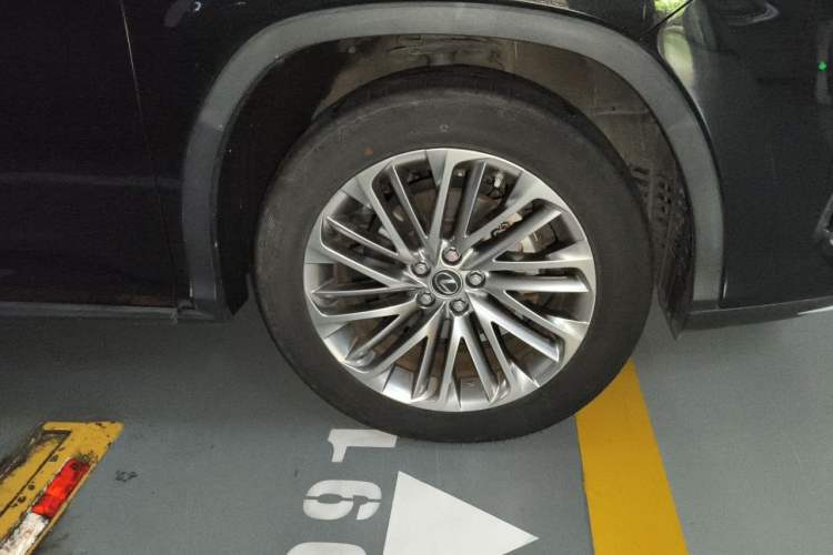 Used Lexus RX 2020 450hL Four-Wheel Drive Elegant 7-Seater China VI Standard Right Front Wheel Hub