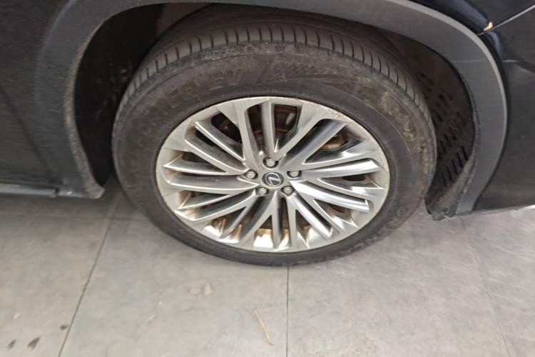 Used Lexus RX 2020 450hL Four-Wheel Drive Elegant 7-Seater China VI Standard Right Front Wheel Hub