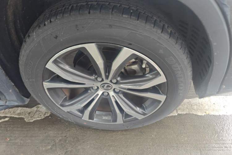 Used Lexus RX 2020 300 4x4 Elegant Edition China VI Right Front Wheel Hub