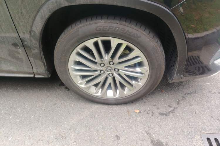 Used Lexus RX 2020 450hL Four-Wheel Drive Luxury 7-Seater China VI Standard Right Front Wheel Hub