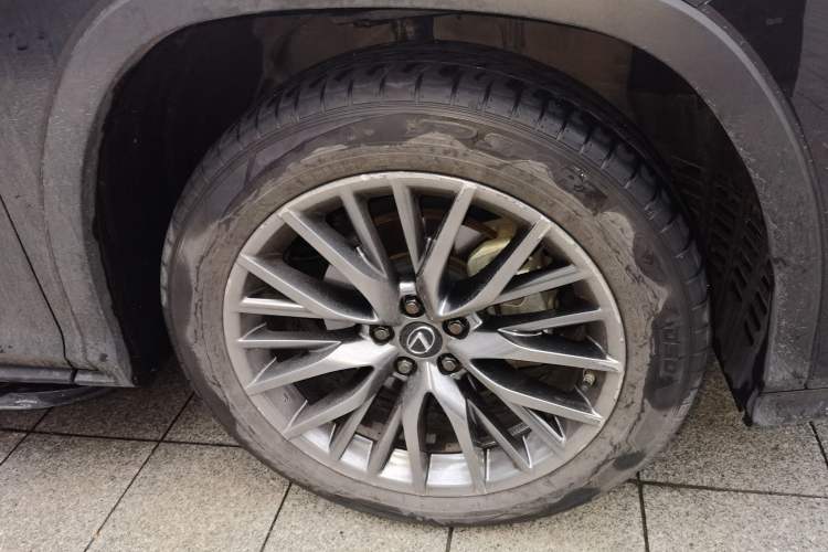 Used Lexus RX 2020 Revised Version 300 Four-Wheel Drive F SPORT Right Front Wheel Hub