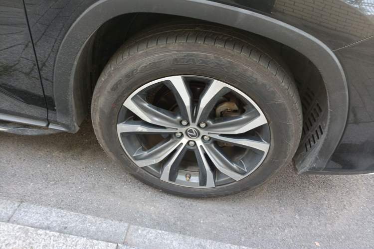 Used Lexus RX 2020 300 4x4 Elegant Edition China VI Right Front Wheel Hub