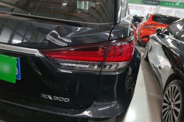 Used Lexus RX 2020 Revised Version 300 Two-Wheel Drive Elite Edition Right Rear Taillight