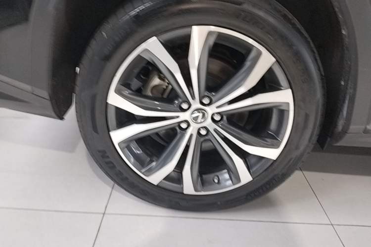 Used Lexus RX 2020 Revised Version 450h Four-Wheel Drive Elegant Edition Right Rear Wheel Hub