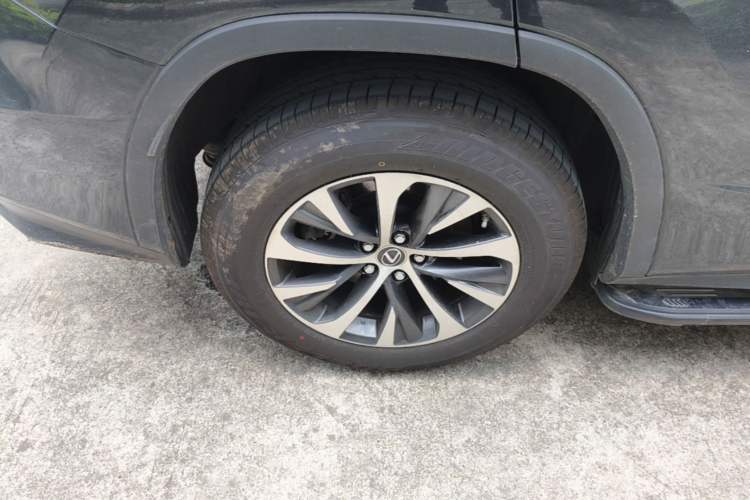 Used Lexus RX 2020 Revised Version 300 Two-Wheel Drive Elite Edition Right Rear Wheel Hub