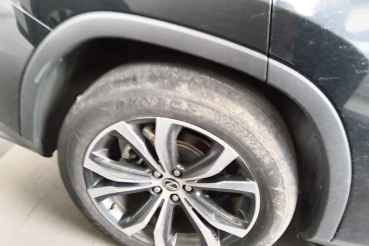 Used Lexus RX 2020 Facelifted 300 4x4 Elegant Edition Right Rear Wheel Hub