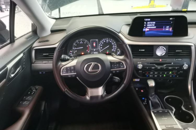 Used Lexus RX 2020 300 Two-Wheel Drive Comfort Edition China VI Standard Steering Wheel