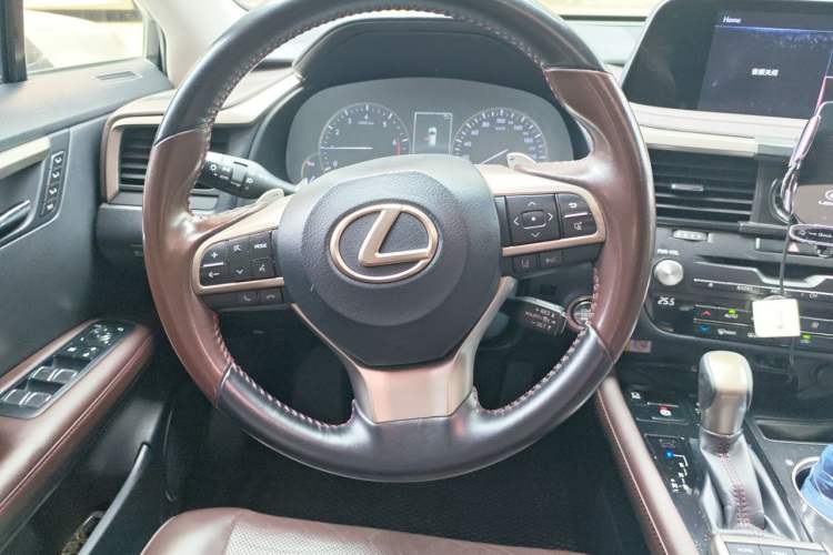 Used Lexus RX 2020 300 4x4 Elegant Edition China VI Steering Wheel