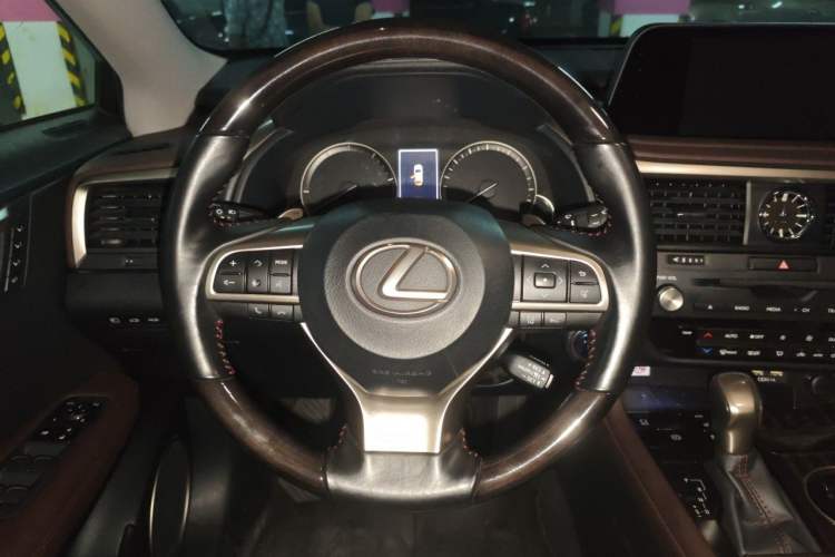 Used Lexus RX 2020 450h Four-Wheel Drive Luxury Version China V Standard Steering Wheel