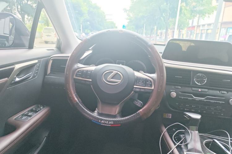 Used Lexus RX 2020 Revised Version 450hL Four-Wheel Drive Elegant Edition 7 Seats Steering Wheel
